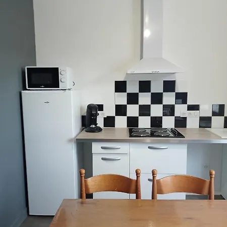 Chambres A La Nuitee Rum i privatbostad *