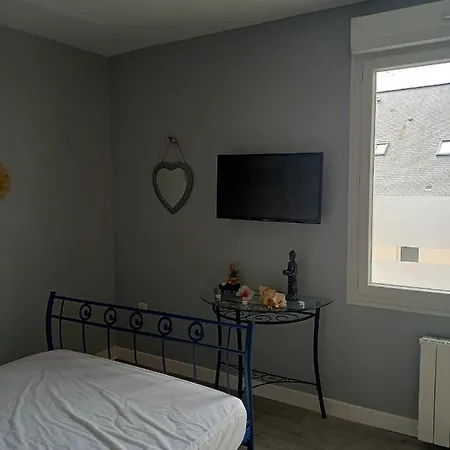 Chambres A La Nuitee Rum i privatbostad Noyen-sur-Sarthe