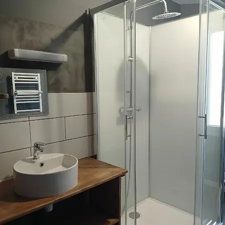 Chambres A La Nuitee Rum i privatbostad *